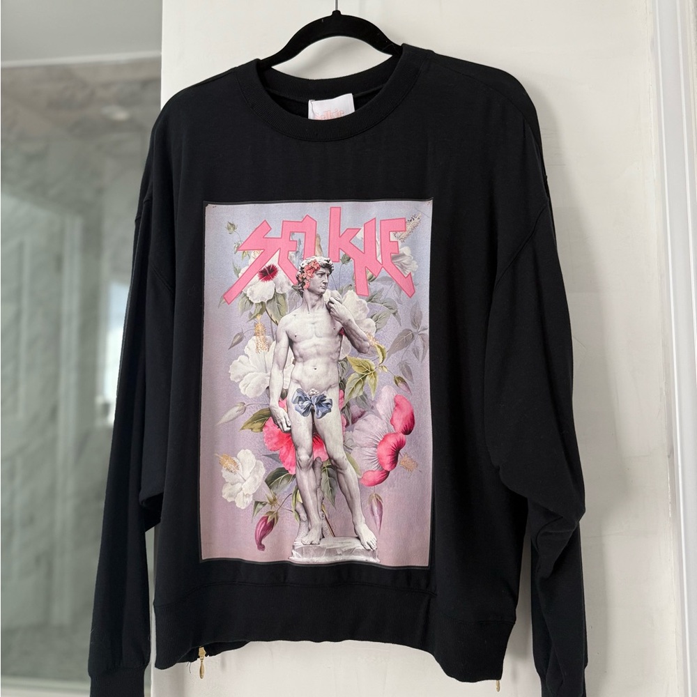 Selkie Black Graphic Sweater